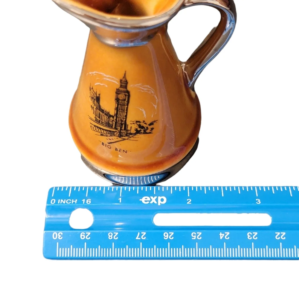 Wade antique yellow